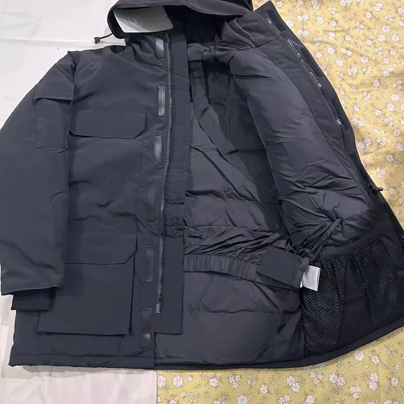 Canada Goose Men's 2051M Expedition Parka Blac - Picture 2 of 9